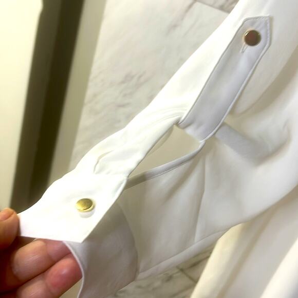 Chico's size 3 {Large } Elegant White Women's Top - Picture 7 of 8